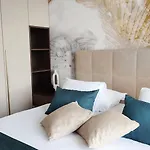 By The Sea - Ana Apartamento Molunat