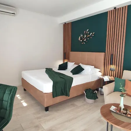 By The Sea - Ana Apartment *