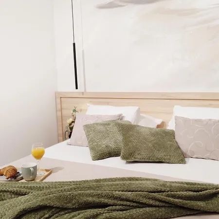 By The Sea - Ana Apartment
