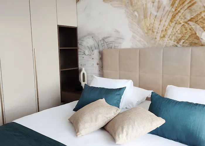 By The Sea - Ana Apartment Molunat