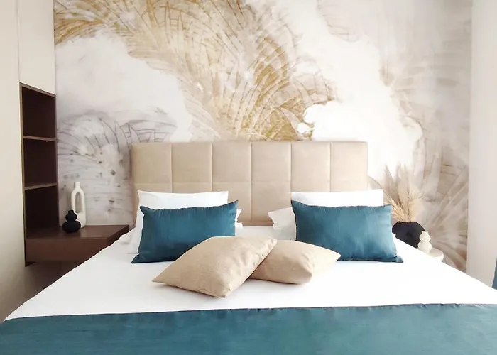 Apartment By The Sea - Ana *