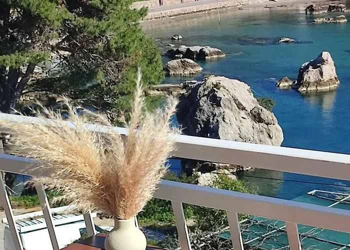 By The Sea - Ana Apartment Molunat